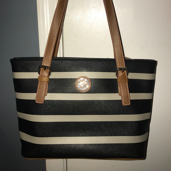 Kim Rogers Handbags - 🔥Kim Rogers Purse